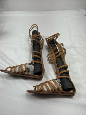 Womans New Bf Betani Pocahontas Knee High Gladiator Sandals 8.5 Camel Strappy